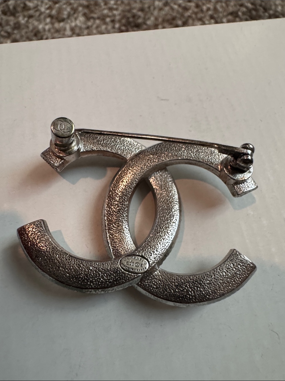 Chanel brooch - Picture 10 of 12